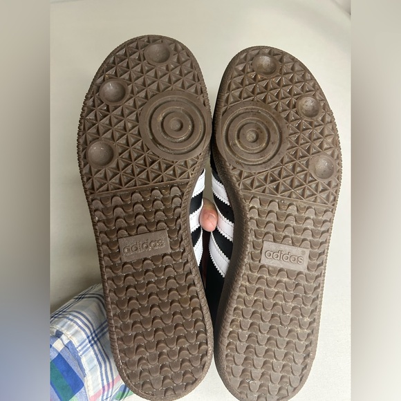 Adidas Sambas 3 stripes. black and white. Women’s size 7 - Picture 4 of 7